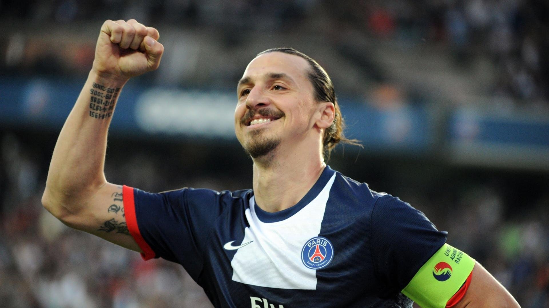 世俱杯半决赛：利物浦与AC米兰激烈争夺晋级名额，世俱杯 利物浦